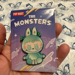 ✨ POP MART Labubu – Big Into Energy Enamel Pin ✨